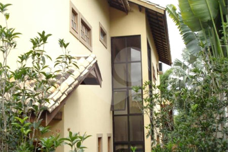 Casa à venda com 3 suítes no condomínio Fazenda Imperial, Sorocaba - SP