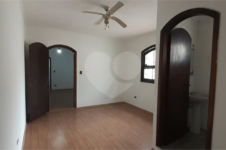 Sobrado à venda com 4 quartos, sendo 2 suítes,  em Vila Maria, São Paulo, SP