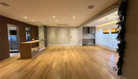 Apartamento à venda com 3 suítes em São Dimas, Piracicaba, SP
