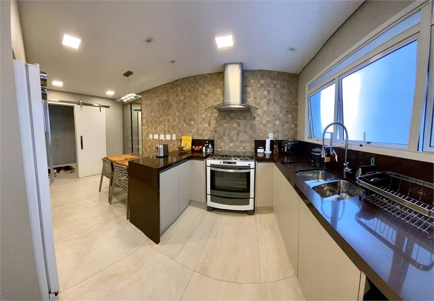 Apartamento à venda com 3 suítes em Vila Suzana, São Paulo, SP