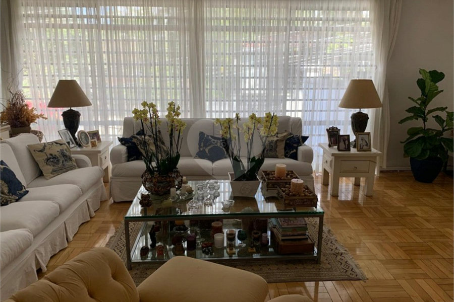 Casa à venda com 4 quartos, sendo 2 suítes,  em Tremembé, São Paulo, SP