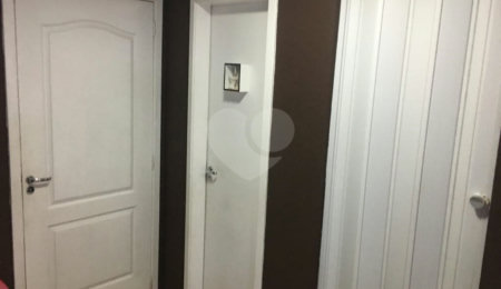 Casa à venda com 3 quartos, sendo 1 suíte,  no condomínio Village St. Louis, São Paulo - SP