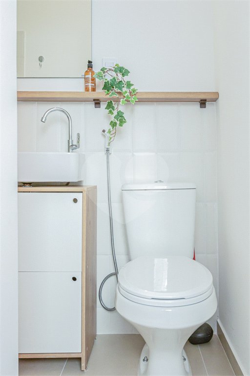 Apartamento à venda com 3 quartos, sendo 1 suíte, em Vila Olímpia, São Paulo, SP
