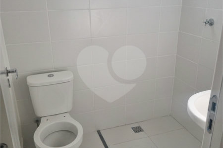 Apartamento à venda com 2 quartos em Vila Mazzei, São Paulo, SP