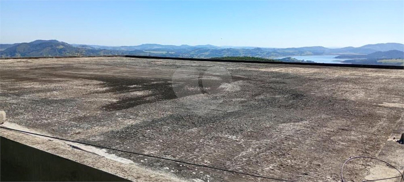 Chácara à venda com 2 suítes em Boa Vista, Piracaia, SP