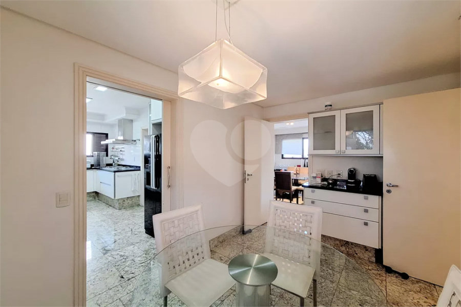 Apartamento à venda com 3 suítes em Santana, São Paulo, SP