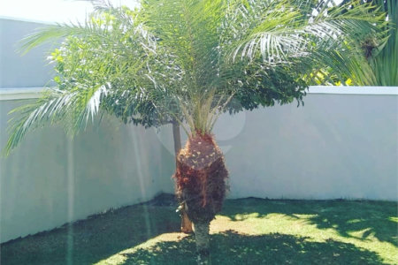Casa à venda ou para alugar com 3 suítes no condomínio Recanto dos Paturis, Vinhedo - SP