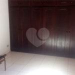 Sobrado à venda com 5 quartos, sendo 1 suíte, em Roseira, Mairiporã, SP