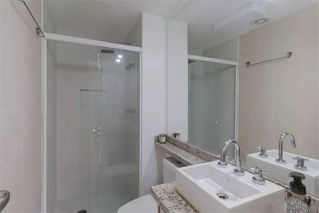 Apartamento à venda com 2 quartos, sendo 1 suíte, em Vila Andrade, São Paulo, SP