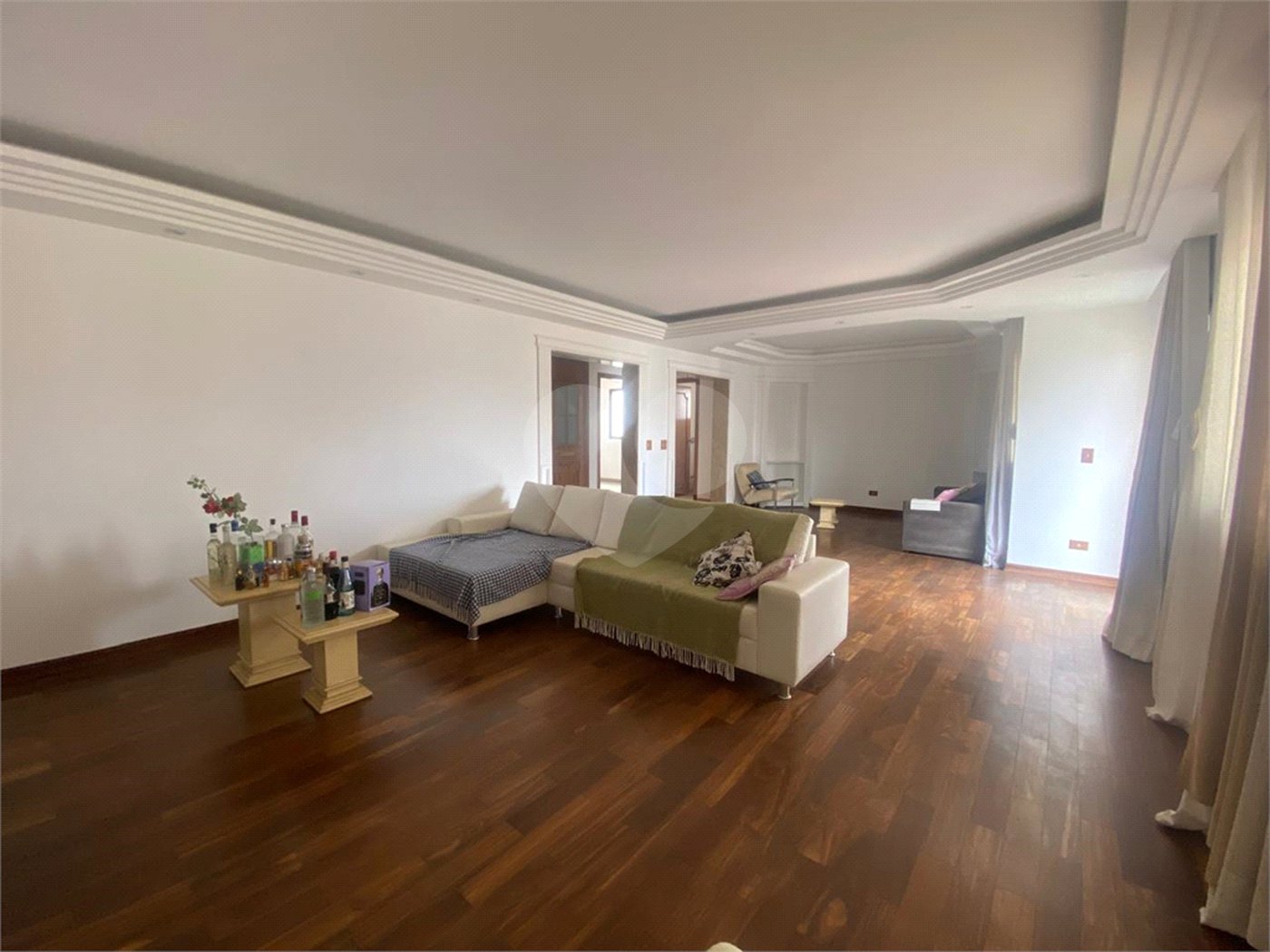 Apartamento à venda com 3 suítes em Tatuapé, São Paulo, SP