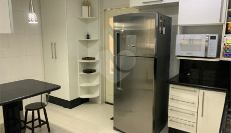 Apartamento à venda com 3 quartos em República, São Paulo, SP