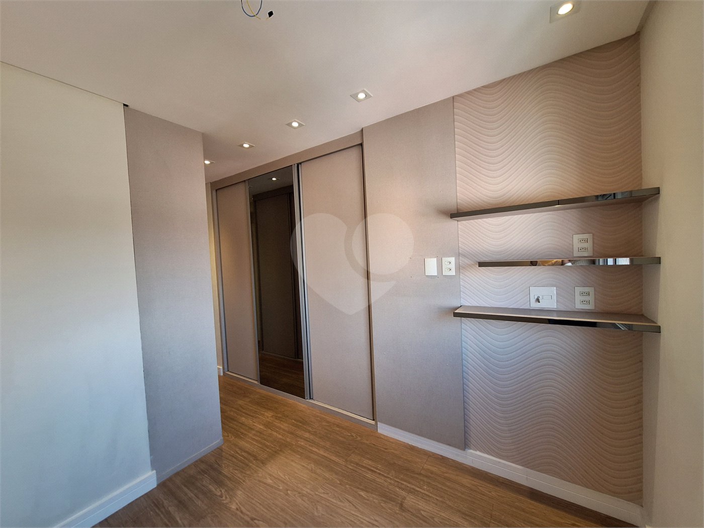 Apartamento à venda com 2 quartos, sendo 1 suíte, em Tucuruvi, São Paulo, SP