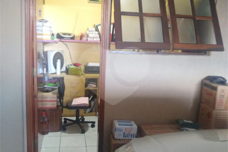 Sobrado à venda com 3 quartos, sendo 1 suíte,  em Vila do Castelo, São Paulo, SP