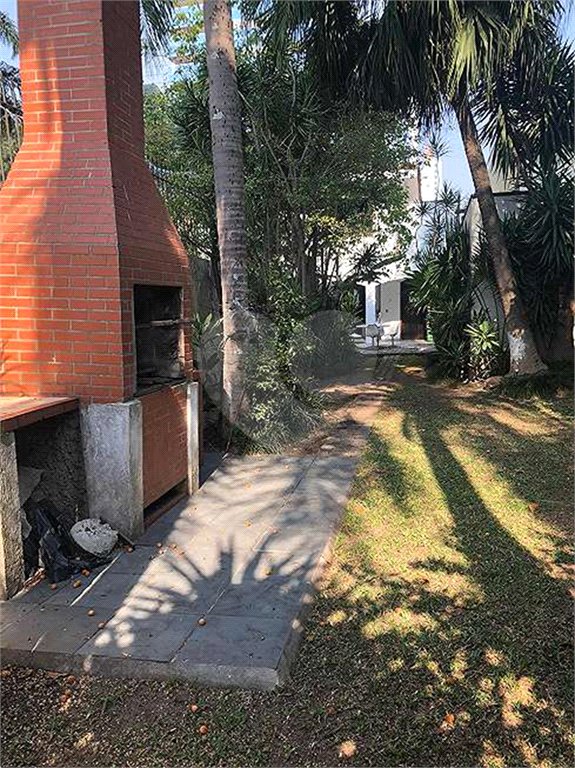 Casa à venda com 4 quartos, sendo 1 suíte, em Vila Cordeiro, São Paulo, SP