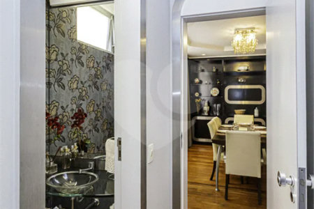 Apartamento á venda em Higienópolis com 212m² 3 dormitórios 1 suíte 2 vagas