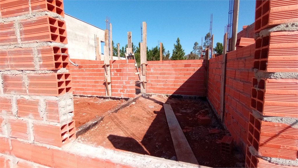 Casa à venda com 2 quartos em Vila Progresso, Itapetininga, SP