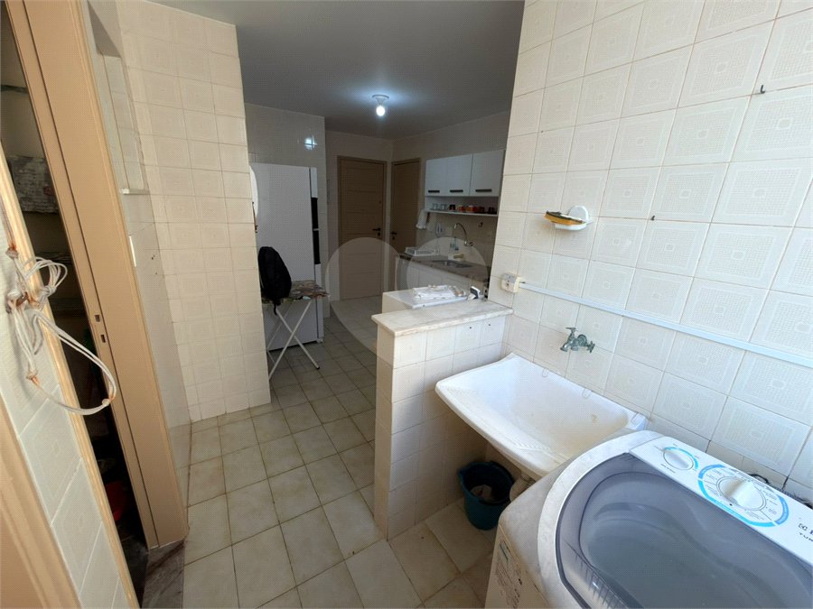 Cobertura à venda com 4 quartos, sendo 2 suítes,  em Braga, Cabo Frio, RJ