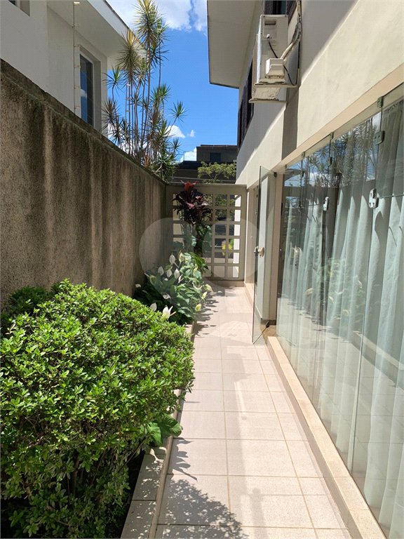 Sobrado à venda com 3 quartos, sendo 2 suítes, em Jardim São Bento, São Paulo, SP