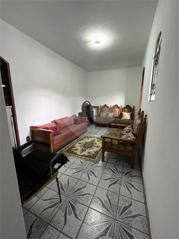 Sobrado à venda com 3 quartos, sendo 1 suíte, em Tremembé, São Paulo, SP