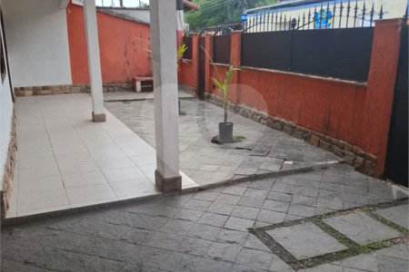 Casa à venda com 3 quartos, sendo 1 suíte, em Campo Grande, Rio de Janeiro, RJ