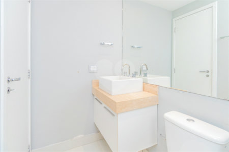 Apartamento à venda com 3 suítes em Granja Julieta, São Paulo, SP