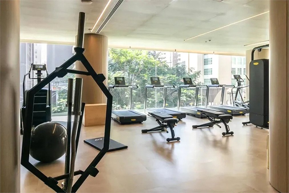 Apartamento para alugar com 4 quartos, sendo 3 suítes, em Pinheiros, São Paulo, SP