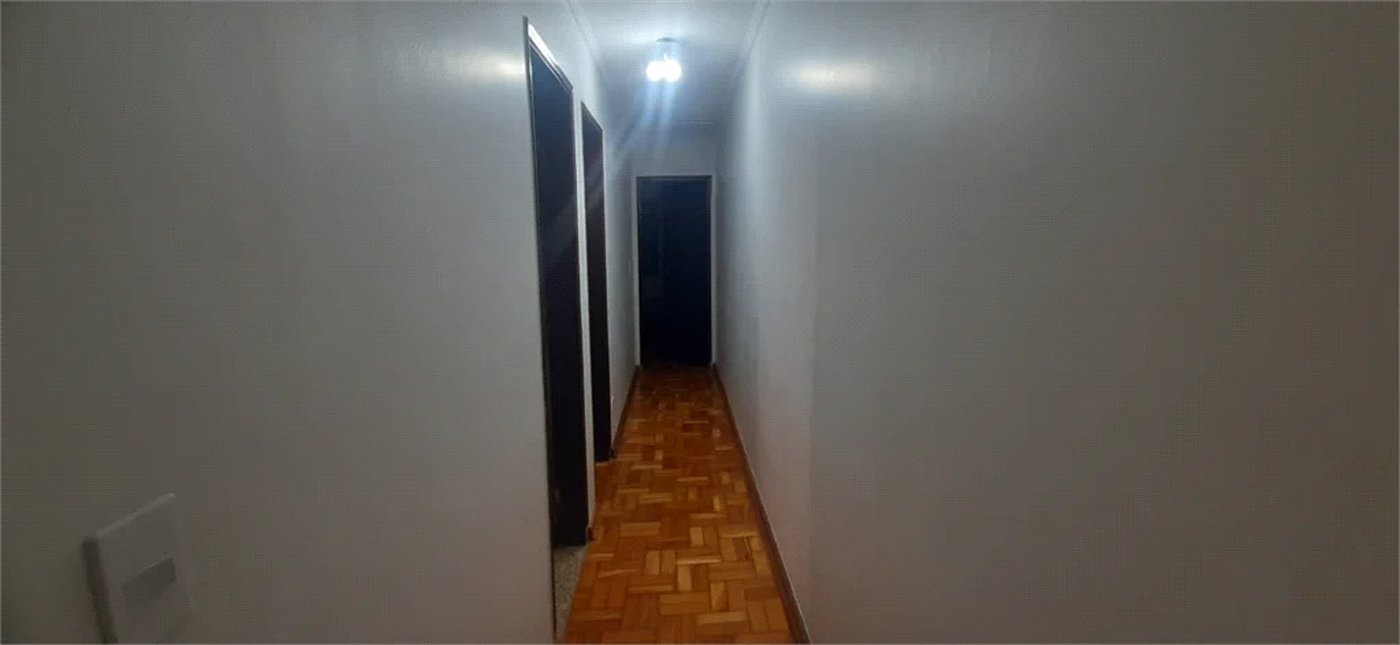 Sobrado à venda com 3 quartos, sendo 1 suíte,  em Jardim Sarah, São Paulo, SP