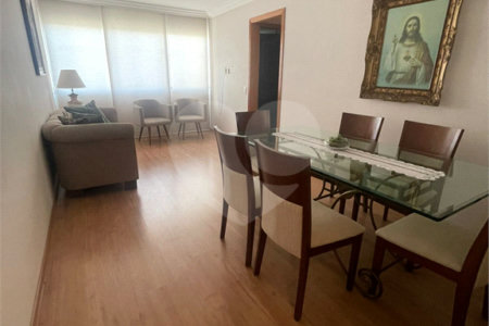 charme econforto em 2 dormitórios na Saúde