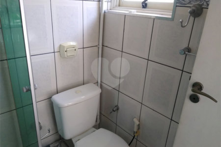 Sobrado à venda com 4 quartos, sendo 3 suítes,  em Vila Monumento, São Paulo, SP