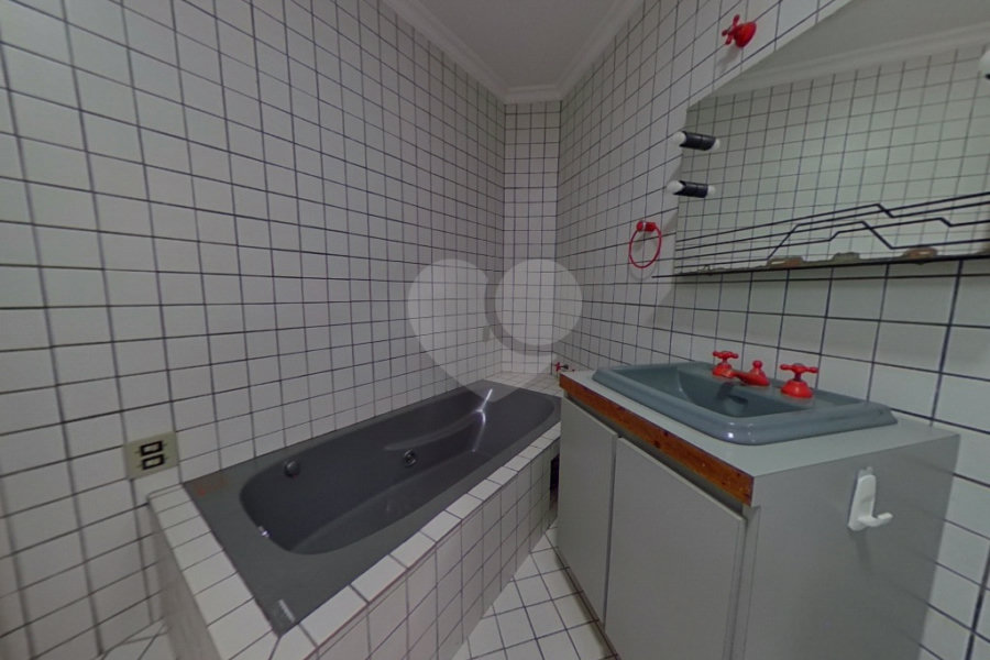 Sobrado à venda ou para alugar com 4 quartos, sendo 3 suítes, em Jardim Franca, São Paulo, SP