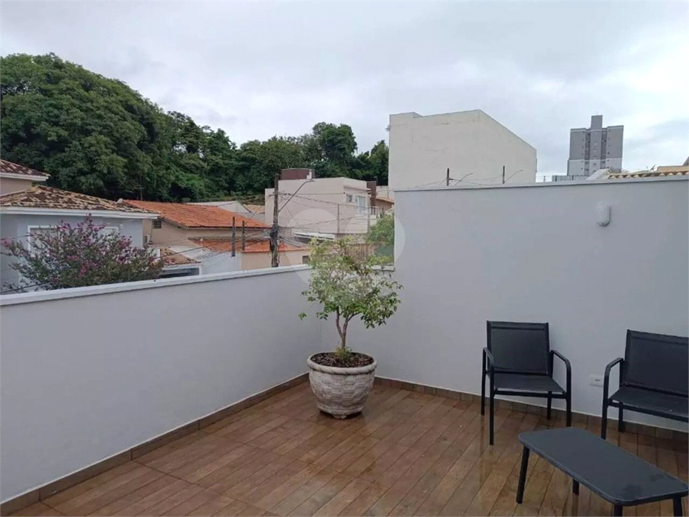 Sobrado à venda com 3 quartos, sendo 1 suíte, em Jardim Karolyne, Votorantim, SP