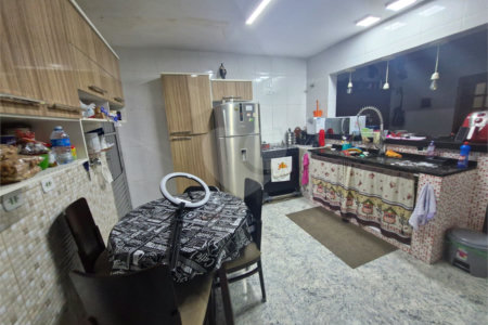 Casa Térrea à venda com 6 quartos em Vila Gustavo, São Paulo, SP