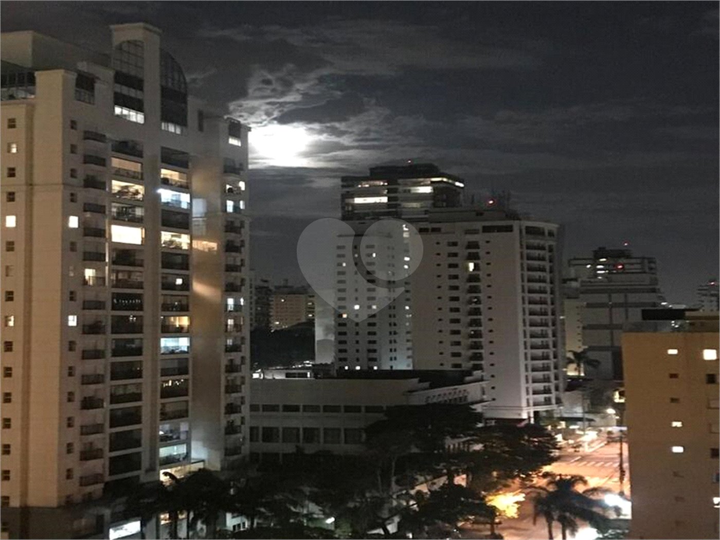 Apartamento para alugar com 1 suíte em Indianópolis, São Paulo, SP