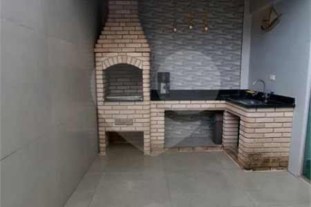 Sobrado à venda com 3 quartos, sendo 1 suíte, em Vila Constança, São Paulo, SP