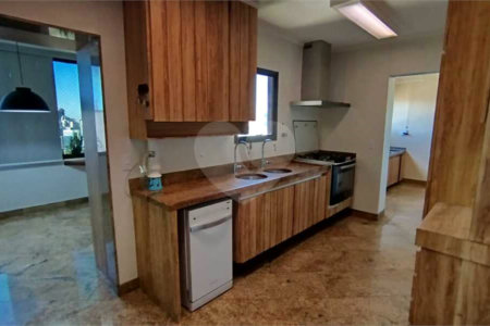 Duplex para alugar com 3 suítes em Real Parque, São Paulo, SP