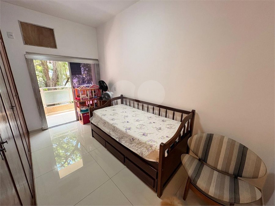 Apartamento à venda com 3 quartos, sendo 1 suíte,  em Lagoa, Rio de Janeiro, RJ
