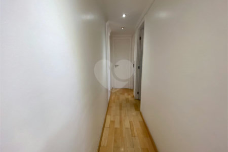 Apartamento à venda com 4 quartos, sendo 2 suítes, em Vila Hamburguesa, São Paulo, SP