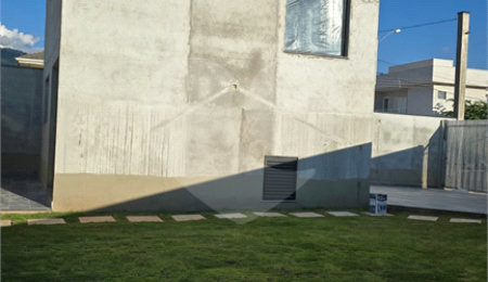Sobrado à venda com 2 suítes em Jardim Jaraguá, Atibaia, SP