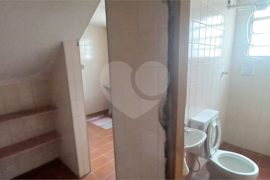 Casa Térrea à venda com 4 quartos, sendo 3 suítes, em Vila Galvão, Guarulhos, SP