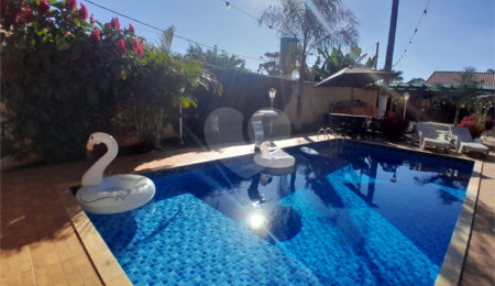 Casa Térrea à venda com 2 suítes em Serra da Cantareira, Mairiporã, SP