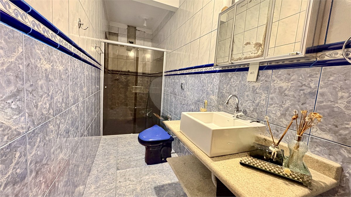 Sobrado à venda com 3 quartos, sendo 1 suíte, em Jardim São Guilherme, Sorocaba, SP