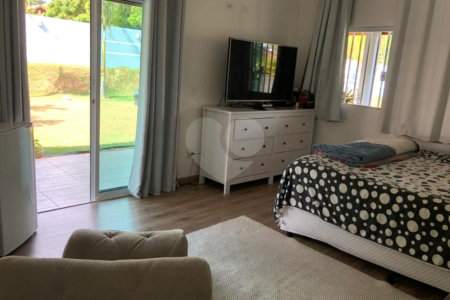 Chácara à venda com 3 quartos, sendo 1 suíte, no Centro, Araçoiaba da Serra, SP