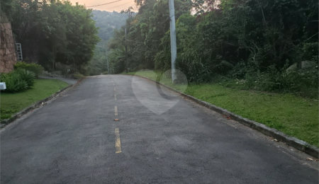Condomínio à venda em Serra da Cantareira, Mairiporã, SP