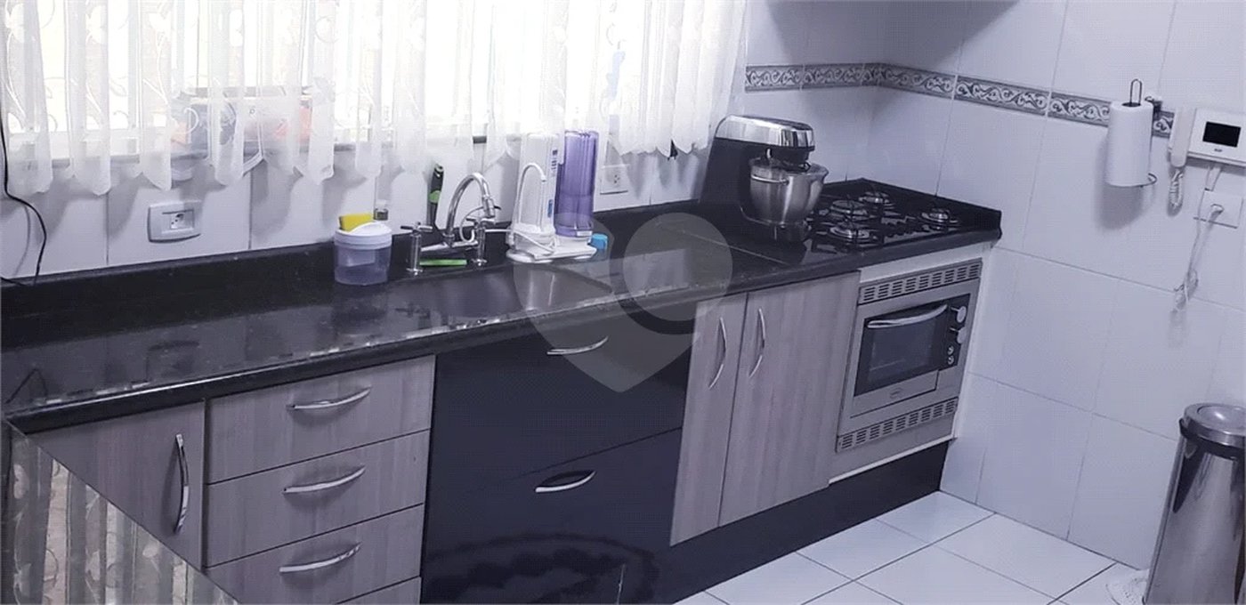 Sobrado à venda com 3 quartos, sendo 1 suíte, em Limão, São Paulo, SP