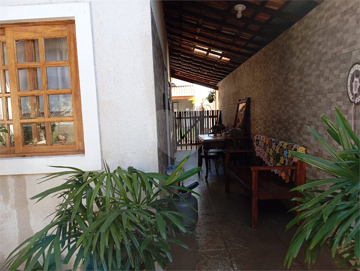 Casa à venda com 4 quartos, sendo 2 suítes,  em Guaxinduva, Atibaia, SP