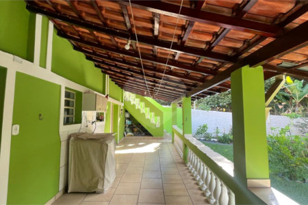 Casa à venda com 2 quartos, sendo 1 suíte, no Centro, Sarapuí, SP