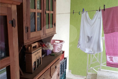 Casa à venda com 6 quartos, sendo 3 suítes, em Alto Ipiranga, Mogi das Cruzes, SP