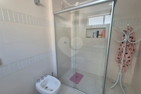 Apartamento à venda com 3 quartos, sendo 1 suíte, em Itaim Bibi, São Paulo, SP