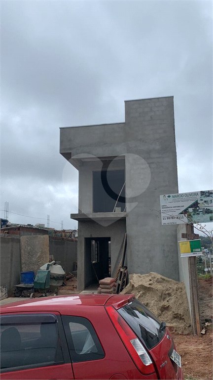 Casa à venda com 3 quartos, sendo 1 suíte, em Serra da Cantareira, Mairiporã, SP