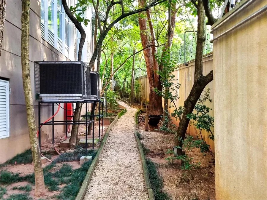 Apartamento à venda com 3 quartos, sendo 1 suíte, em Vila Andrade, São Paulo, SP